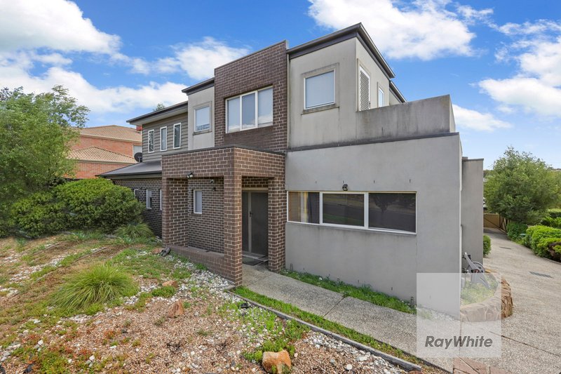 Photo - 1/10 Linlithgow Way, Greenvale VIC 3059 - Image 11