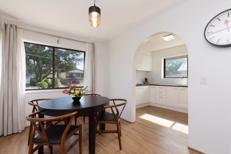 Photo - 1/10 Lucinda Street, Taringa QLD 4068 - Image 7