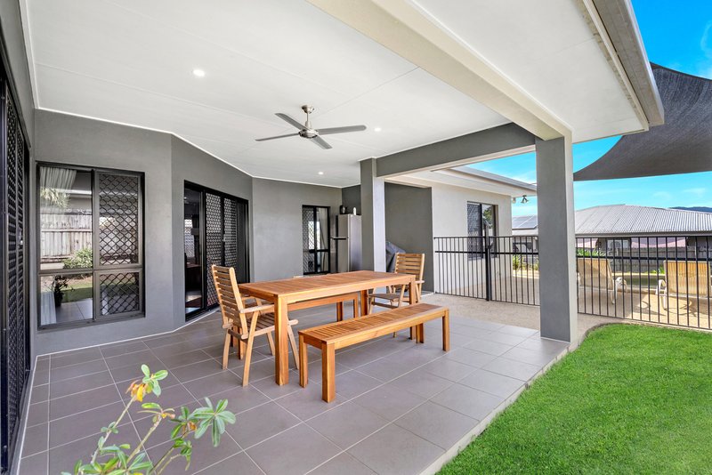 Photo - 110 Mcfarlane Drive, Kanimbla QLD 4870 - Image 21