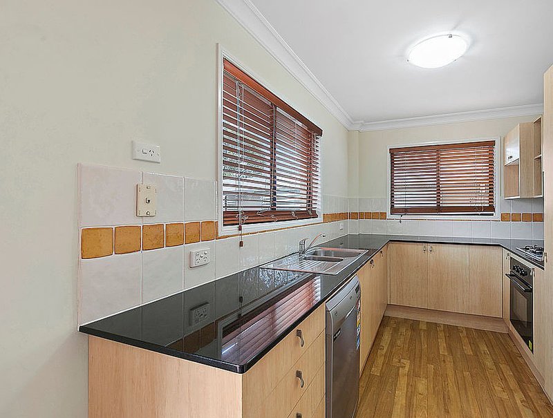 Photo - 1/10 Mcilwraith Avenue, Balmoral QLD 4171 - Image 4