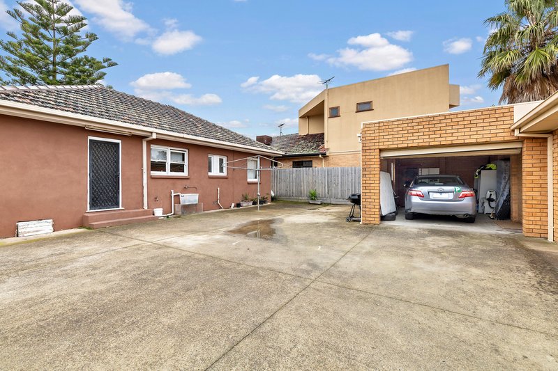 Photo - 1/10 Mcleod Street, Thomastown VIC 3074 - Image 8