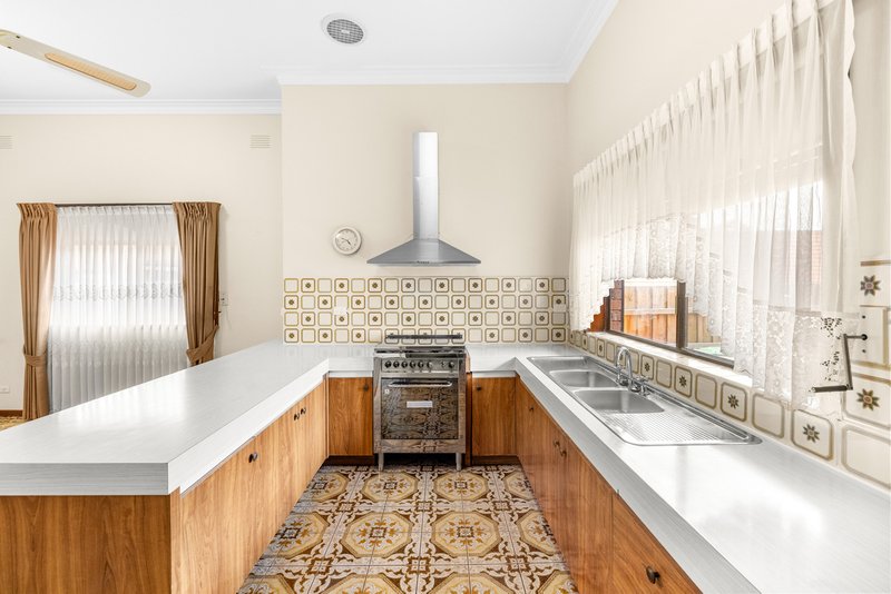 Photo - 110 Mitchell Street, Brunswick VIC 3056 - Image 2