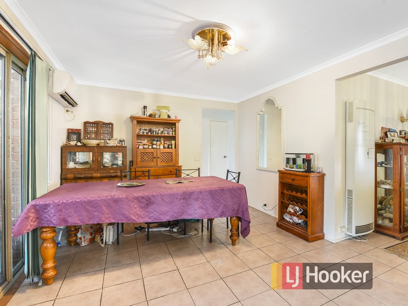 Photo - 110 Monahans Road, Cranbourne VIC 3977 - Image 5