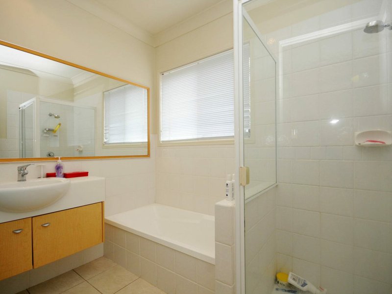 Photo - 110 Olympus Drive, Robina QLD 4226 - Image 7