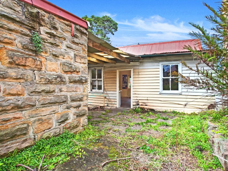 Photo - 110 Parkes Street, Helensburgh NSW 2508 - Image 4