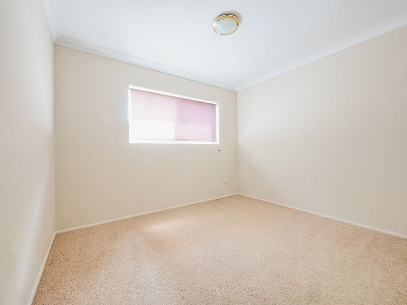 Photo - 1/10 Parkhill Street, Chermside QLD 4032 - Image 11