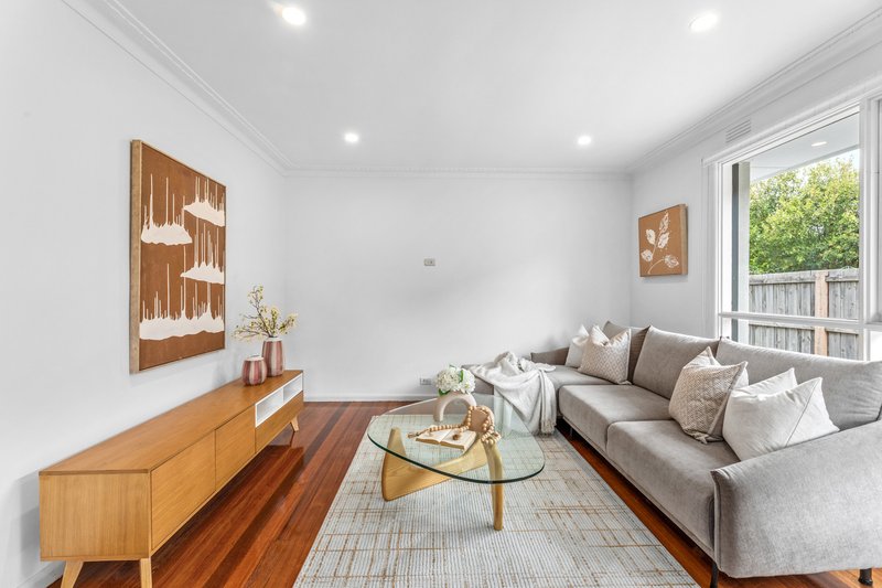 Photo - 1/10 Roberts Avenue, Box Hill South VIC 3128 - Image 5