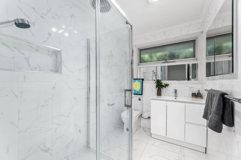 Photo - 1/10 Roberts Avenue, Box Hill South VIC 3128 - Image 12