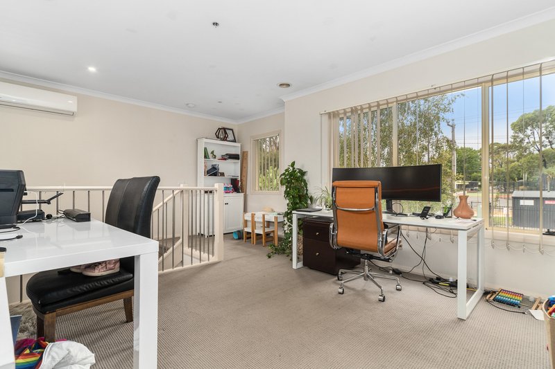 Photo - 1/10 Robinia Street, Frankston VIC 3199 - Image 11