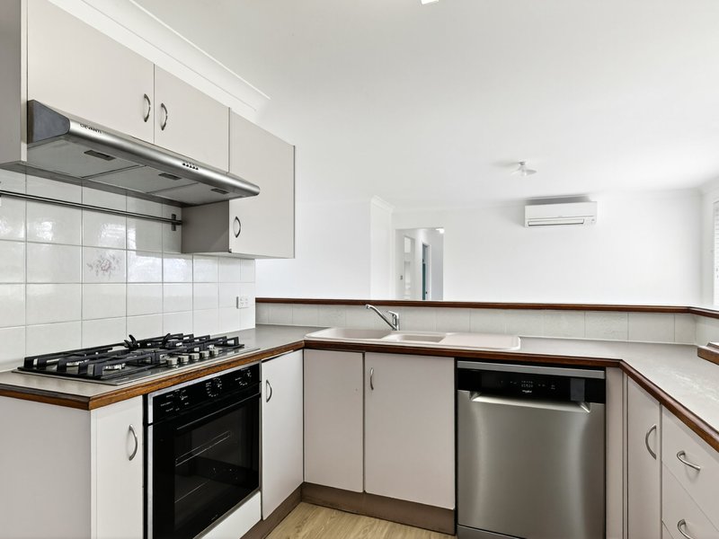 Photo - 110 Roper Road, Blue Haven NSW 2262 - Image 2