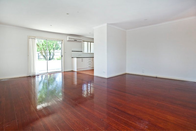 Photo - 110 Seebeck Road, Rowville VIC 3178 - Image 2