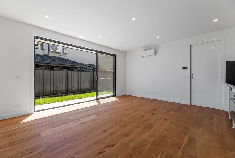 Photo - 1/10 Shirley Street, Fawkner VIC 3060 - Image 2