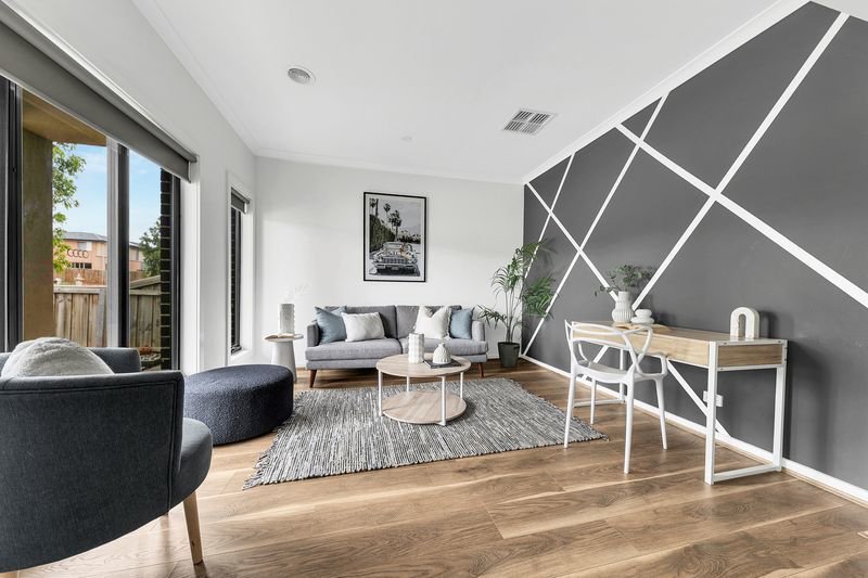 Photo - 110 Stonehill Drive, Maddingley VIC 3340 - Image 3