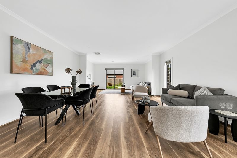 Photo - 110 Stonehill Drive, Maddingley VIC 3340 - Image 9