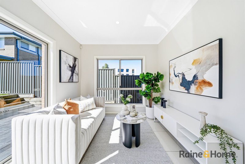 Photo - 110 Tallawong Road, Rouse Hill NSW 2155 - Image 6