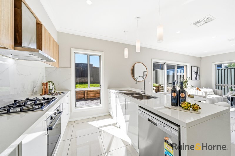 Photo - 110 Tallawong Road, Rouse Hill NSW 2155 - Image 7