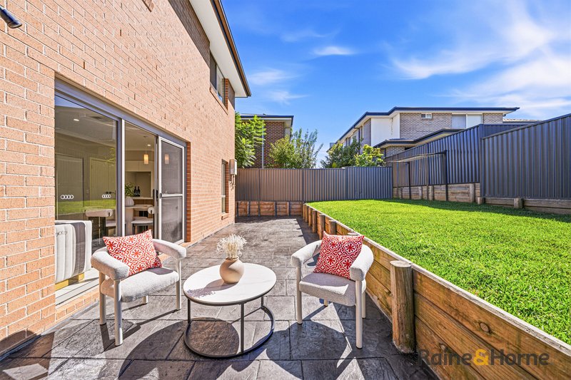 Photo - 110 Tallawong Road, Rouse Hill NSW 2155 - Image 18