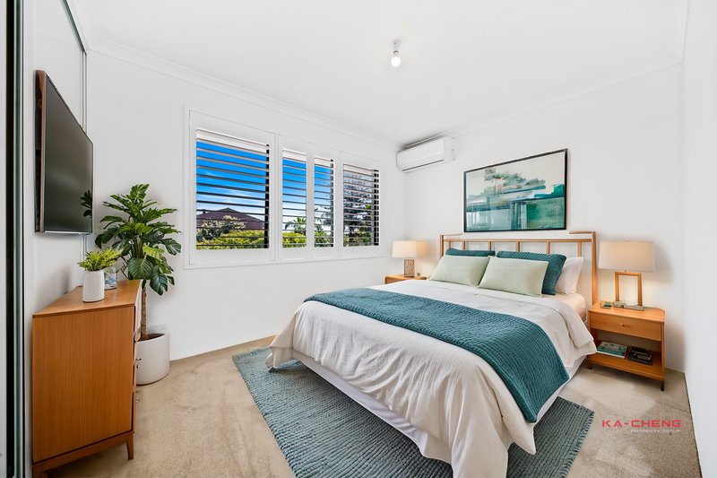 Photo - 1/10 Tate Street, St James WA 6102 - Image 2