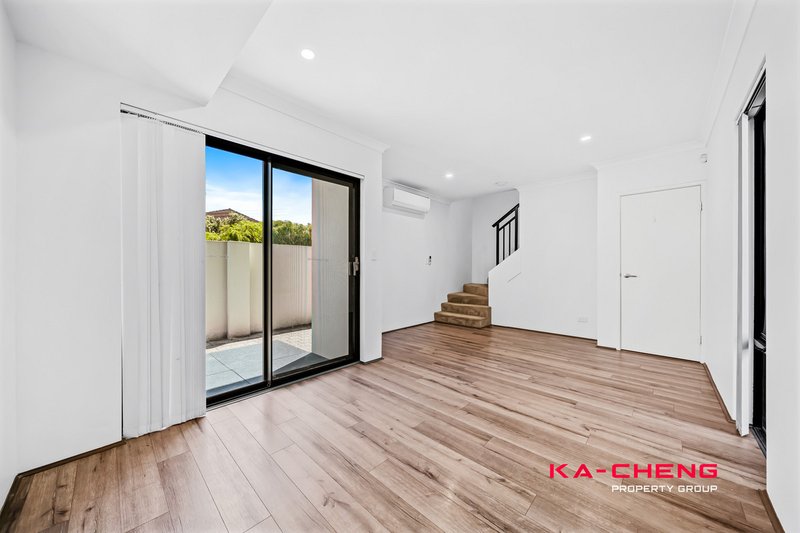 Photo - 1/10 Tate Street, St James WA 6102 - Image 10