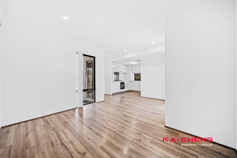 Photo - 1/10 Tate Street, St James WA 6102 - Image 13