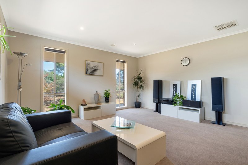 Photo - 110 Third Avenue, Eden Park VIC 3757 - Image 13