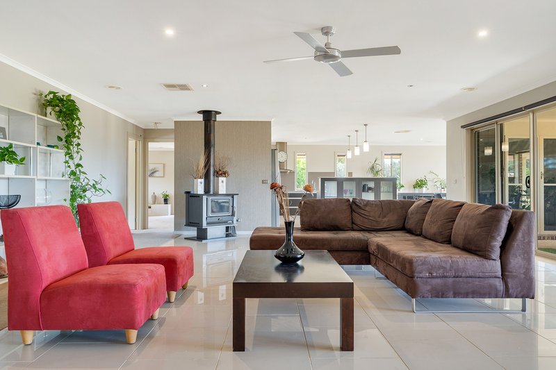 Photo - 110 Third Avenue, Eden Park VIC 3757 - Image 23