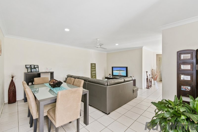 Photo - 1/10 Tyler Place, Deception Bay QLD 4508 - Image 5