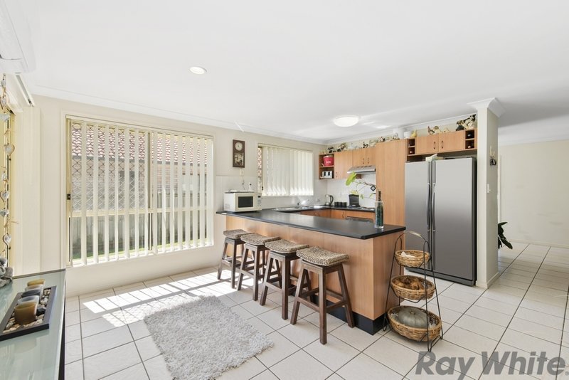 Photo - 1/10 Tyler Place, Deception Bay QLD 4508 - Image 6