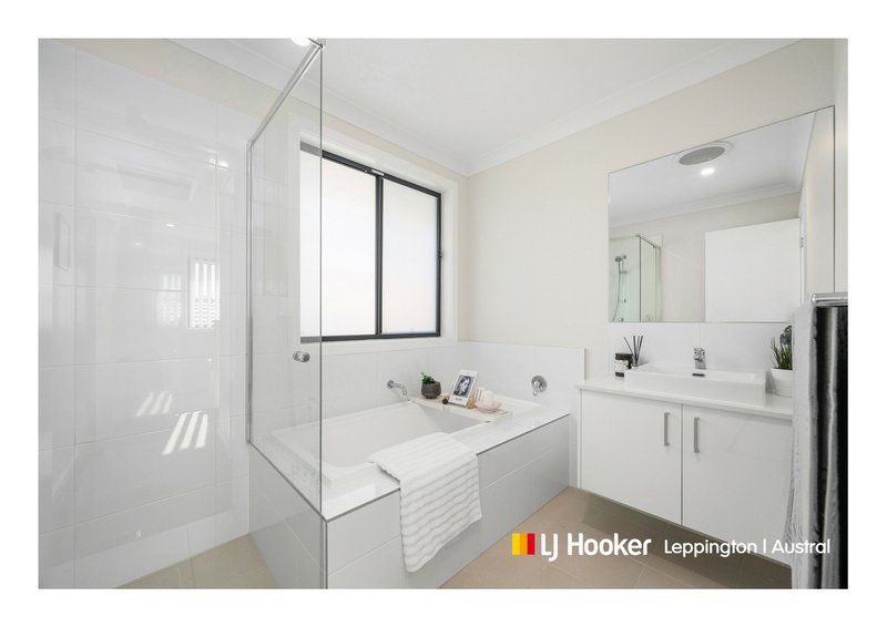 Photo - 110 Webber Circuit, Bardia NSW 2565 - Image 14