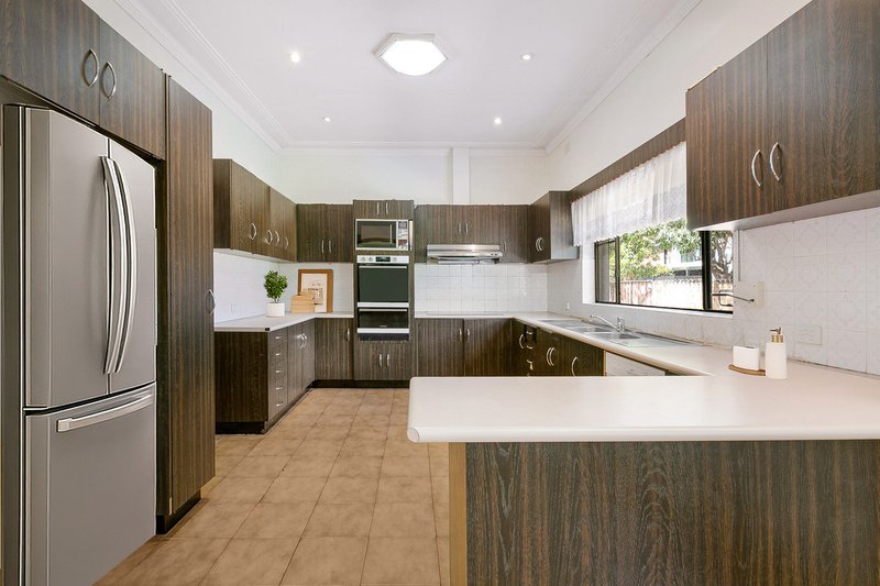 Photo - 110 Wellbank Street, Concord NSW 2137 - Image 7