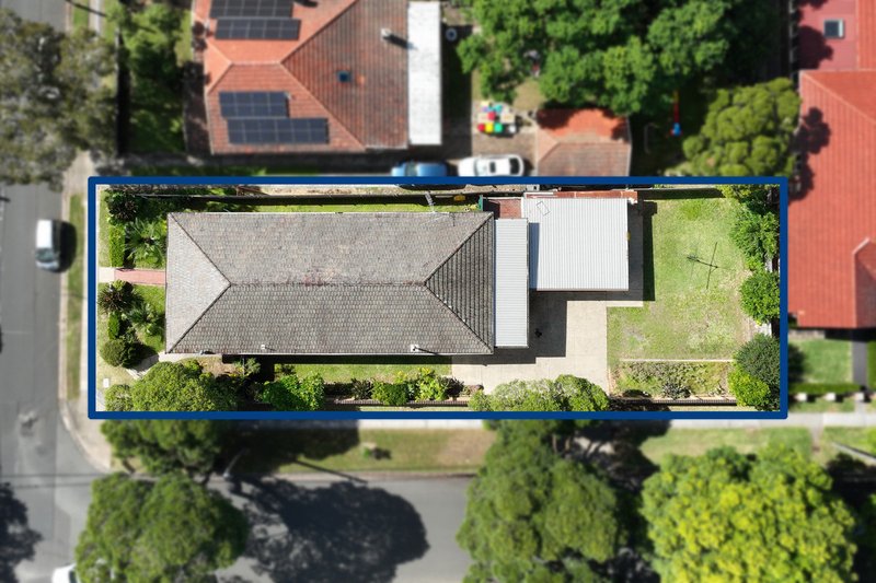 Photo - 110 Wellbank Street, Concord NSW 2137 - Image 12