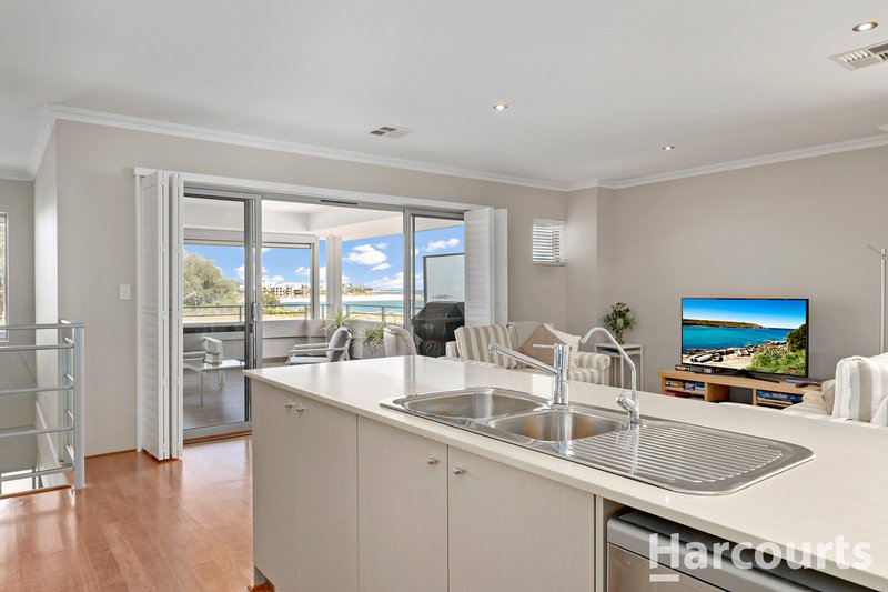 Photo - 1/100 Ormsby Terrace, Mandurah WA 6210 - Image 17