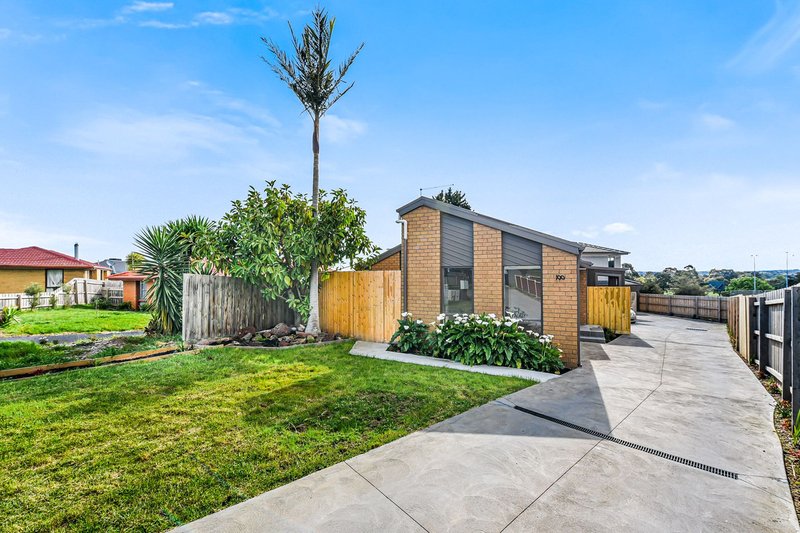 Photo - 1/100 Rebecca Street, Doveton VIC 3177 - Image 2