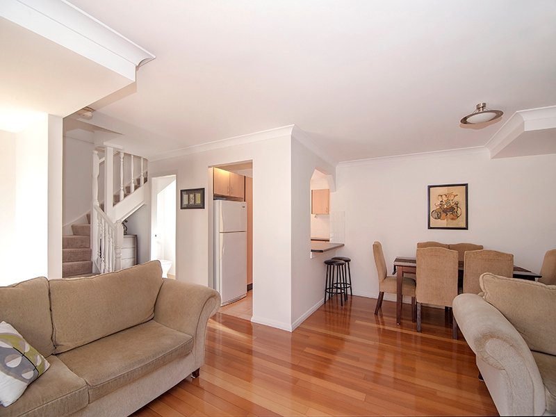 Photo - 1/101 Albert Street, Revesby NSW 2212 - Image 3