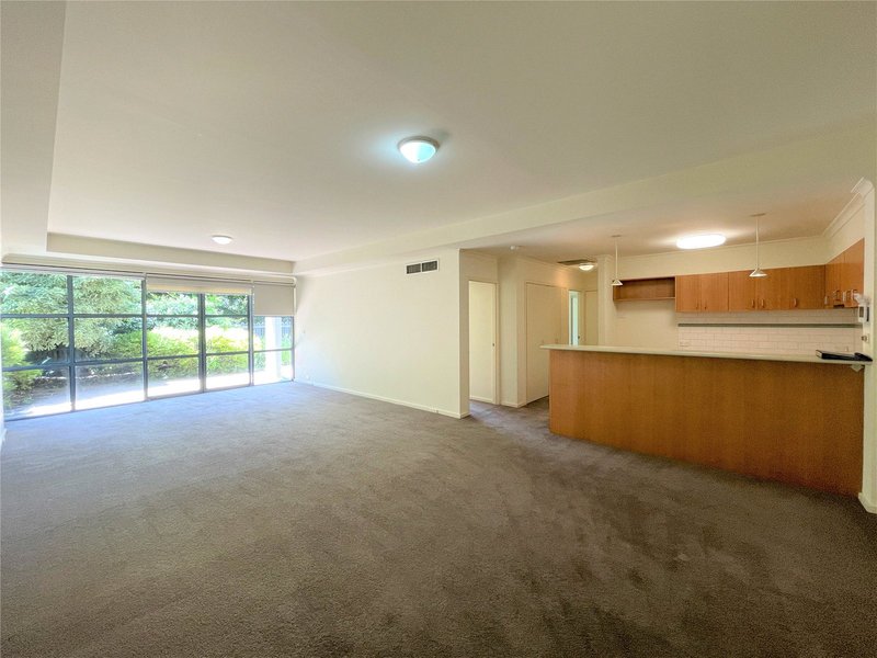 Photo - 110/102 Wells Street, Southbank VIC 3006 - Image 2