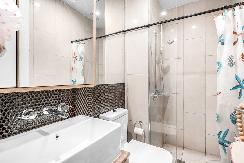 Photo - 110/108 Queensberry Street, Carlton VIC 3053 - Image 11