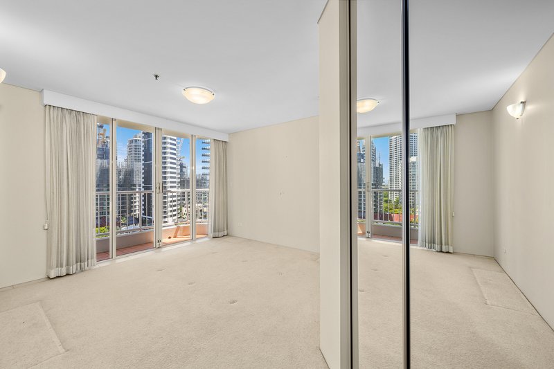 Photo - 1101/1 Peak Avenue, Main Beach QLD 4217 - Image 17