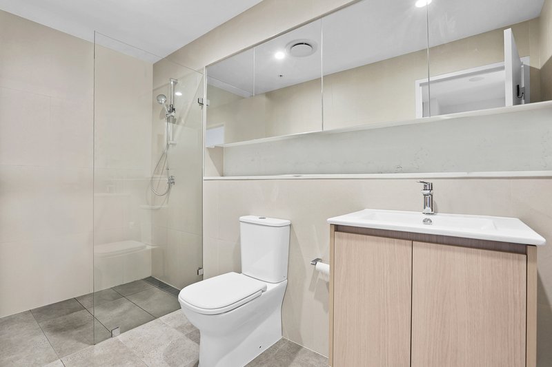 Photo - 1101/100 Fairway Drive, Norwest NSW 2153 - Image 7