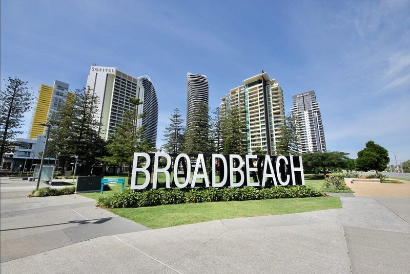 Photo - 1101/42 Surf Parade, Broadbeach QLD 4218 - Image 10