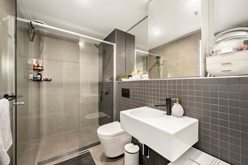 Photo - 1101/6 Grazier Lane, Belconnen ACT 2617 - Image 3