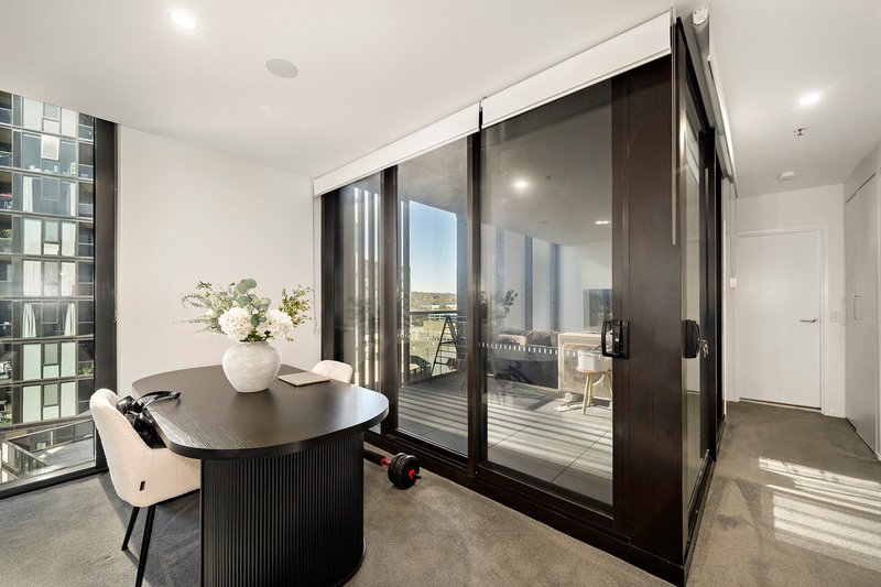 Photo - 1101/6 Grazier Lane, Belconnen ACT 2617 - Image 7