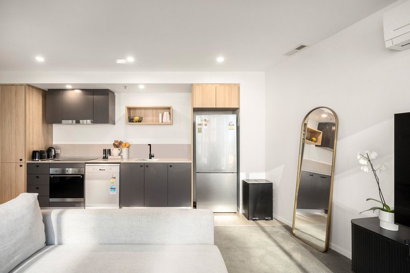 Photo - 1101/6 Grazier Lane, Belconnen ACT 2617 - Image 11