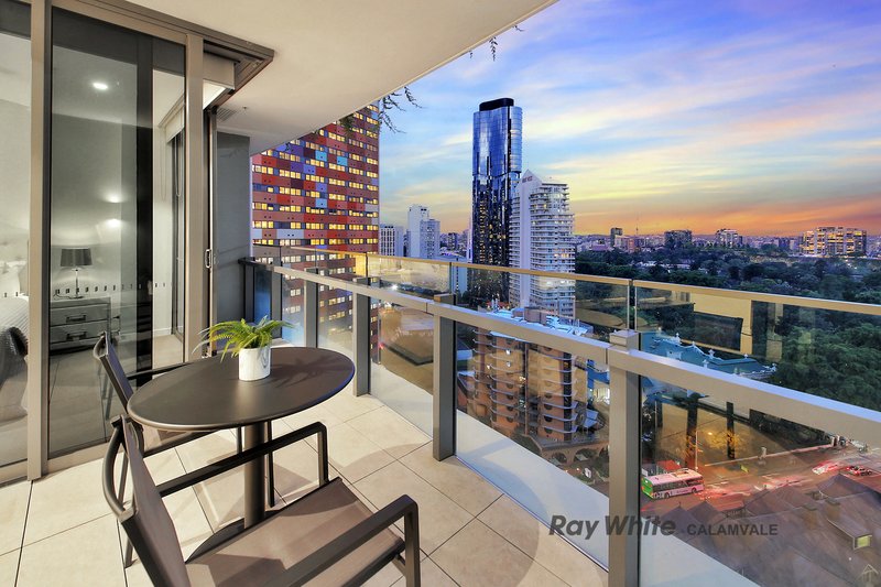 Photo - 1101/8 Margaret Street, Brisbane City QLD 4000 - Image 10
