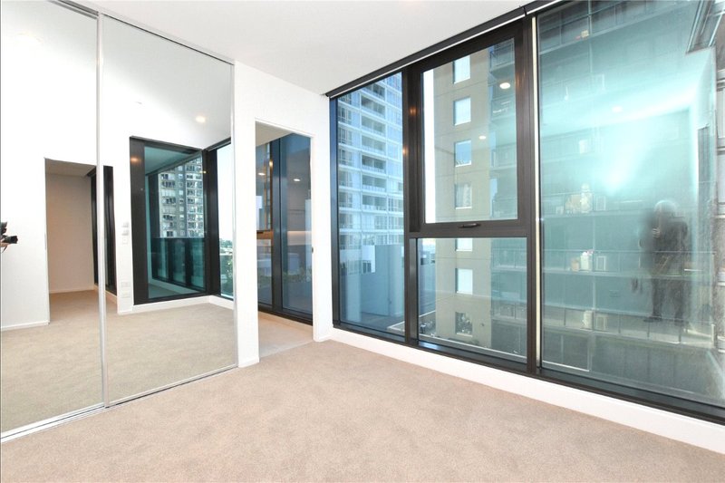 Photo - 1101/81 City Road, Southbank VIC 3006 - Image 6