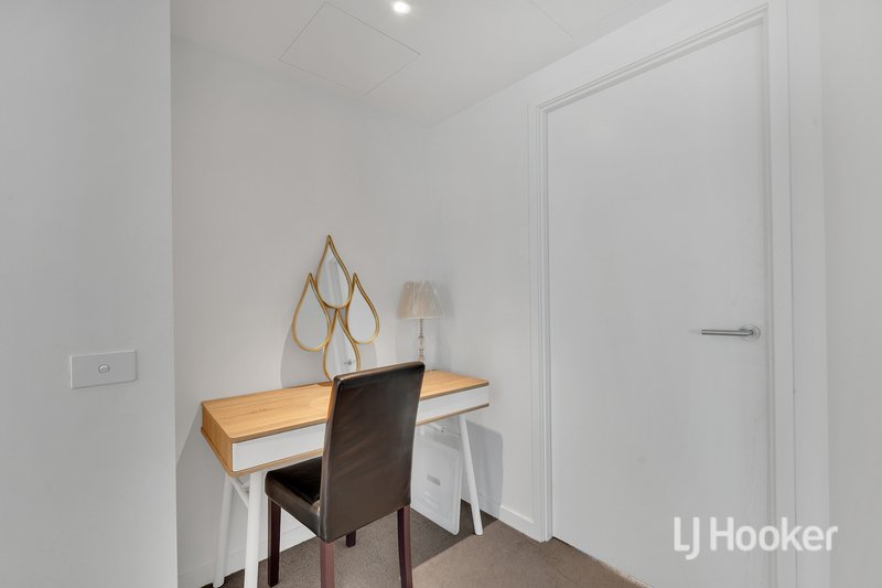 Photo - 1101/81 South Wharf Drive, Docklands VIC 3008 - Image 7