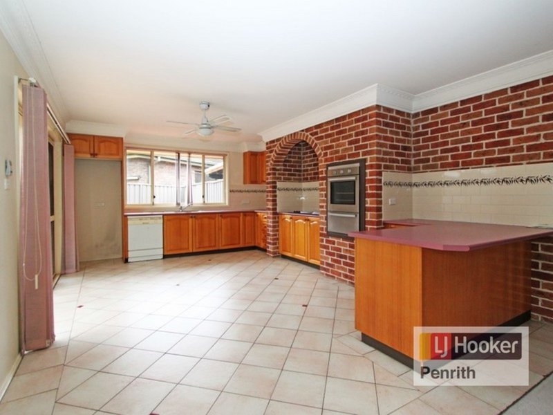 Photo - 1/101A Castlereagh Street, Penrith NSW 2750 - Image 2