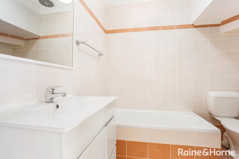 Photo - 1/102 Caroline Street, Kingsgrove NSW 2208 - Image 3