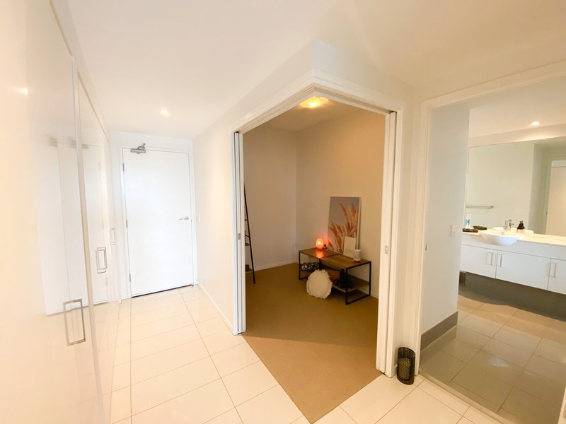 Photo - 110/2 East Quay Drive, Biggera Waters QLD 4216 - Image 13