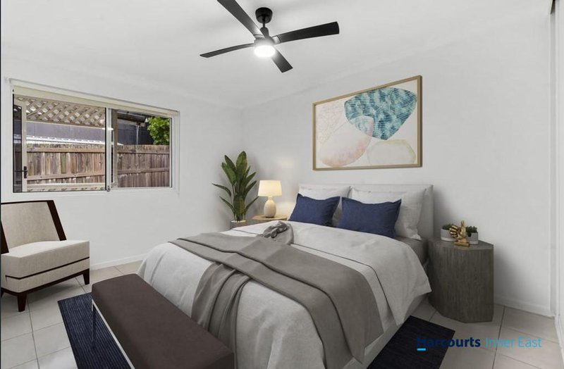 Photo - 1/102 Henderson Street, Bulimba QLD 4171 - Image 6