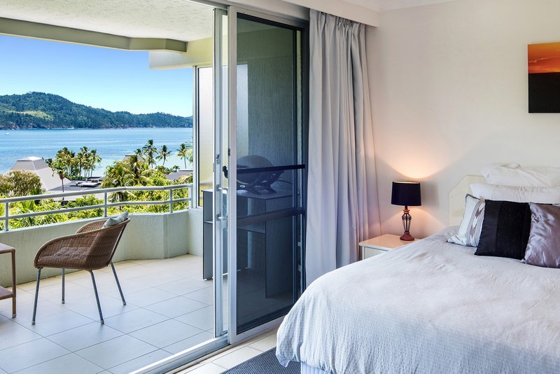 Photo - 110/2 Marina Drive, Poinciana Lodge , Hamilton Island QLD 4803 - Image 6